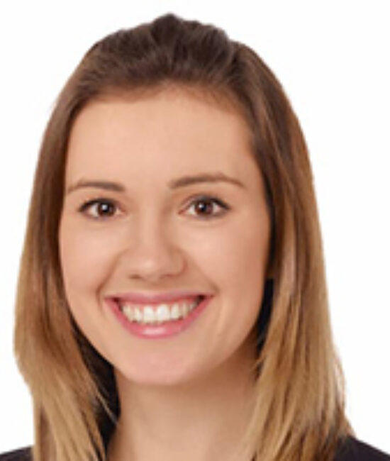 Ansprechpartnerin Olga Roeder 300x200px